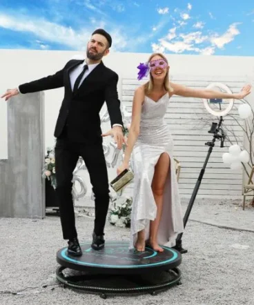 360-booth-640w 360-booth-640w